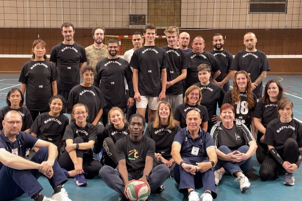 Dynamique - L'équipe mixte loisirs de Babylone